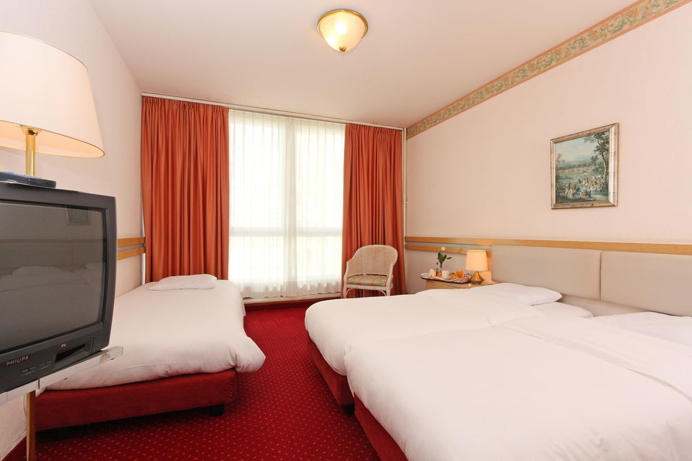 Drake Longchamp Hotel Genebra Quarto foto
